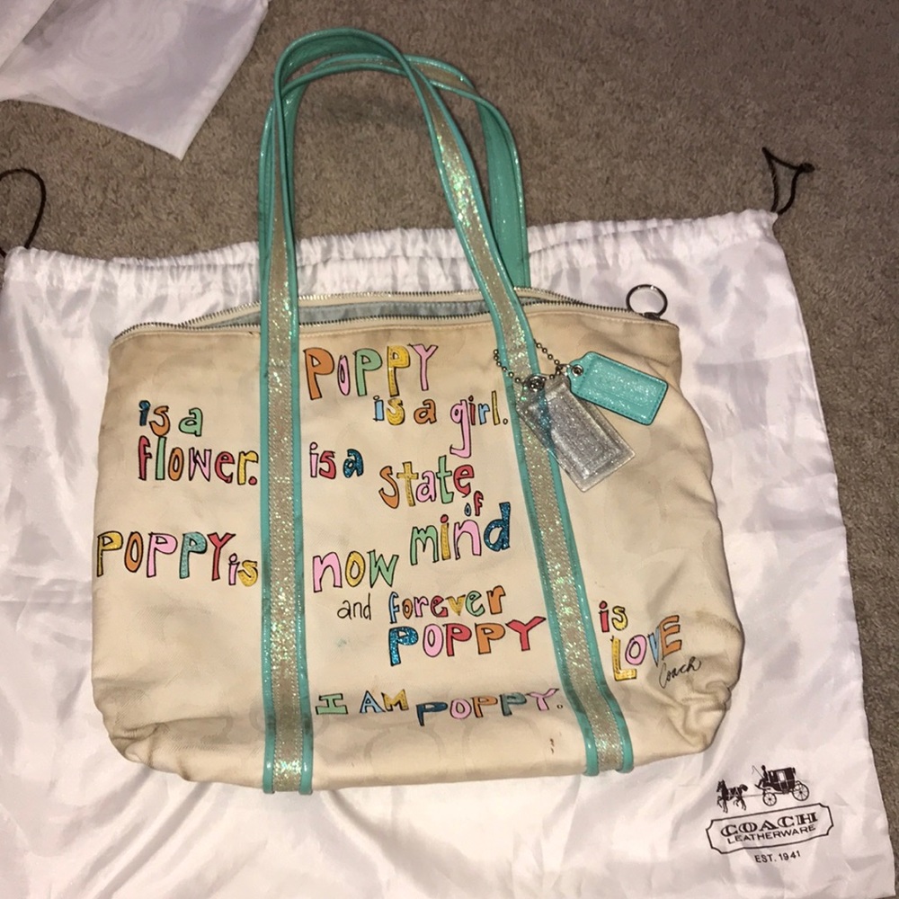 Coach Poppy Purse 💙